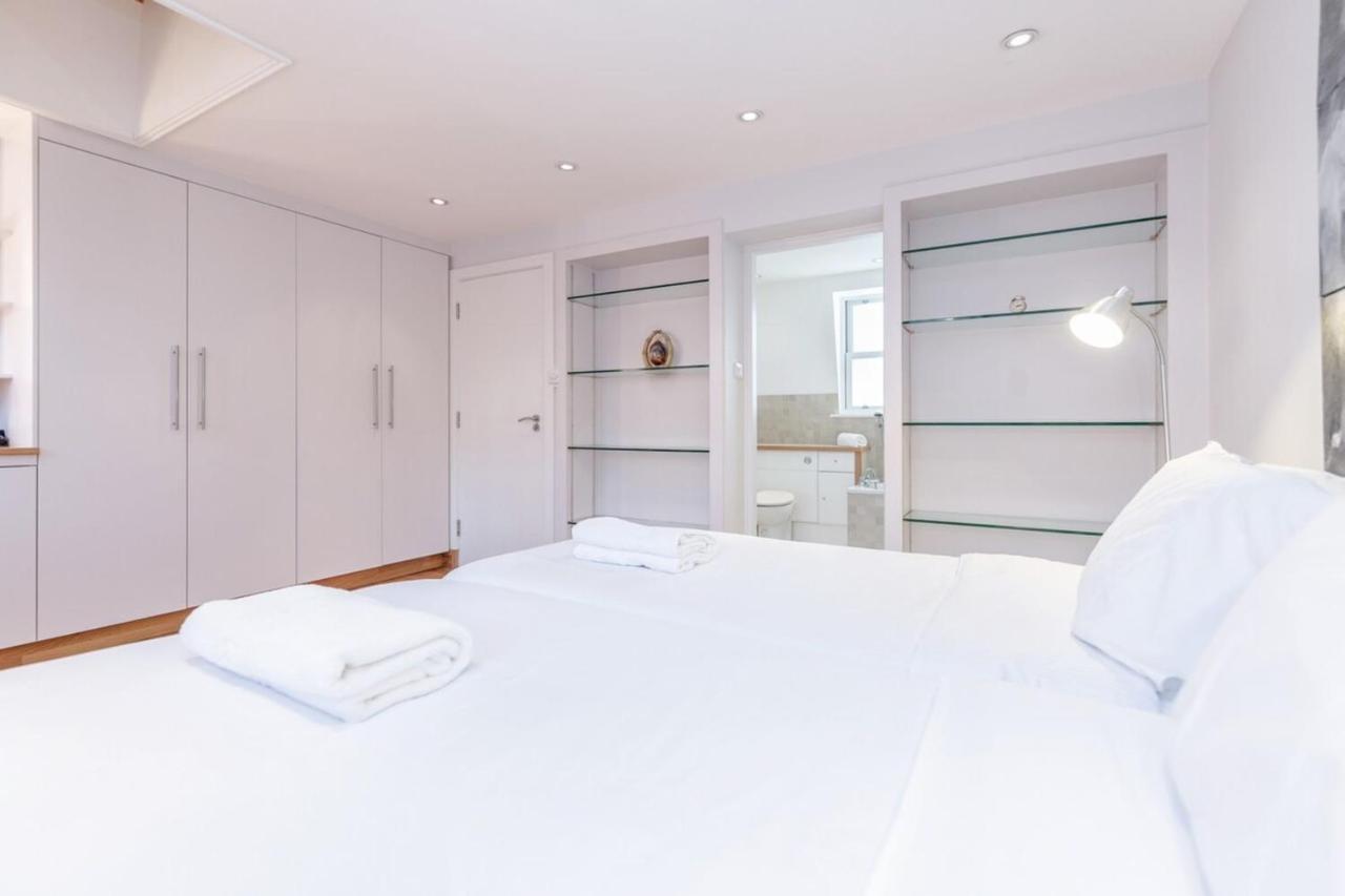 Beautiful 1 Bedroom Apartment In Victoria London Exterior photo
